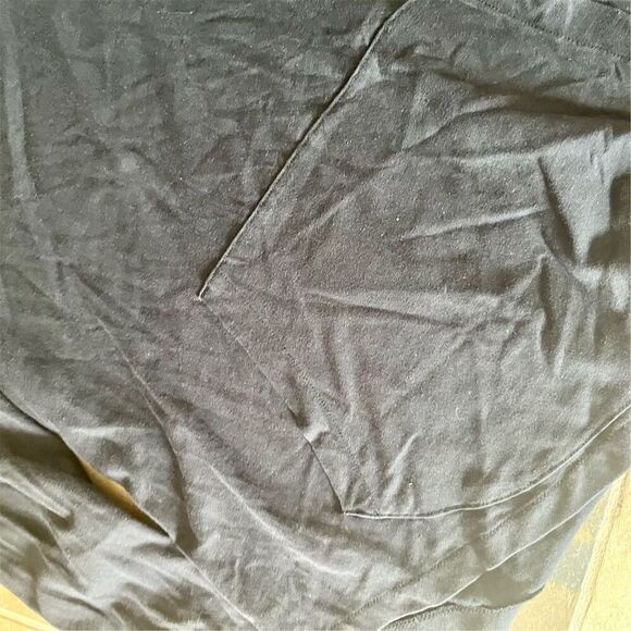 Hurley Black Pullover Hoodie Size L Long Sleeve with Hood & Pocket - Picture 2 of 4